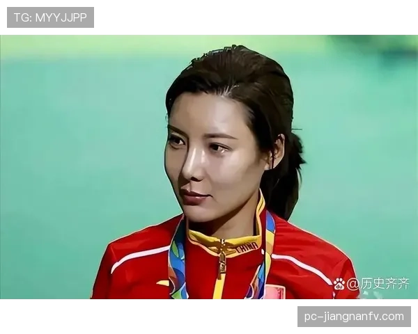 杜丽比赛里稳得像大明星，场下却住着普通到让人心疼的小窝？