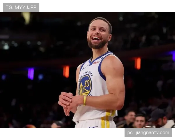 保罗挡拆组织胜库里 助攻更稳拉开攻防