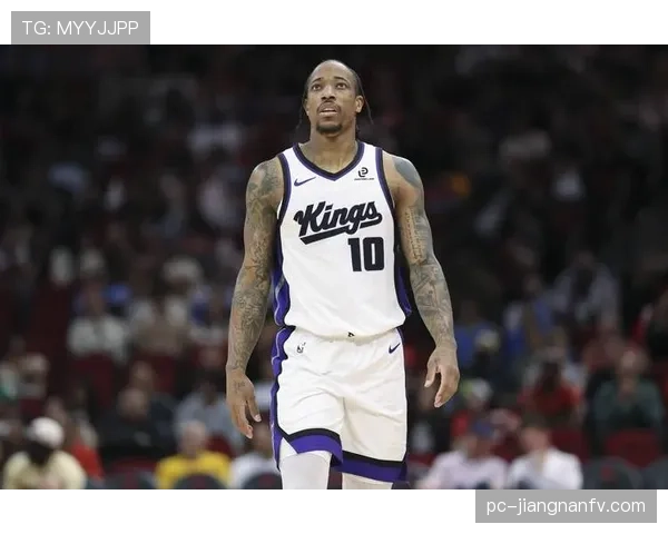 德罗赞进攻端持球单打效率提升显著 拉开与詹姆斯关键时刻表现差距